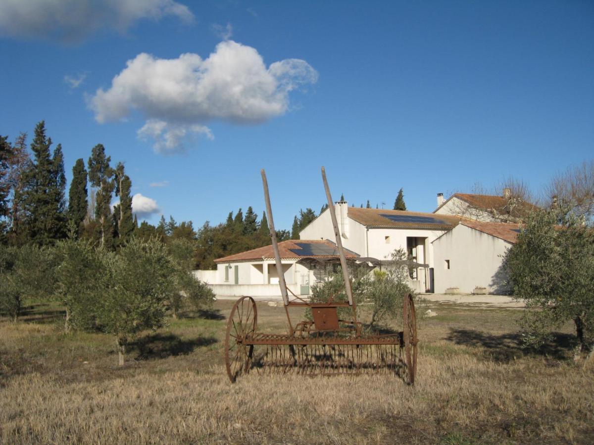 Les Gites Du Mas Canillac Châteaurenard Exterior foto